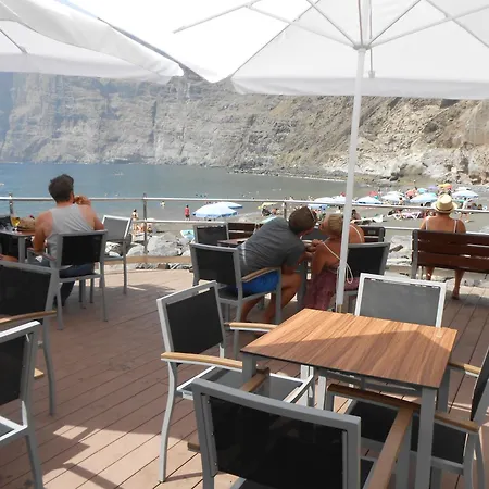 Belle Vue Sur Les Falaises *
