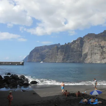 Belle Vue Sur Les Falaises Santiago Del Teide
